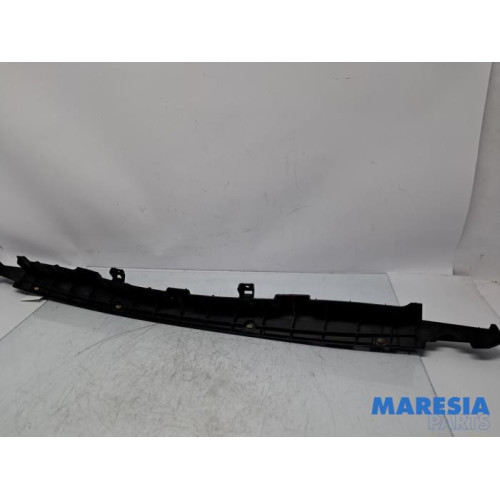 Renault - Kangoo - Rear bumper bracket central