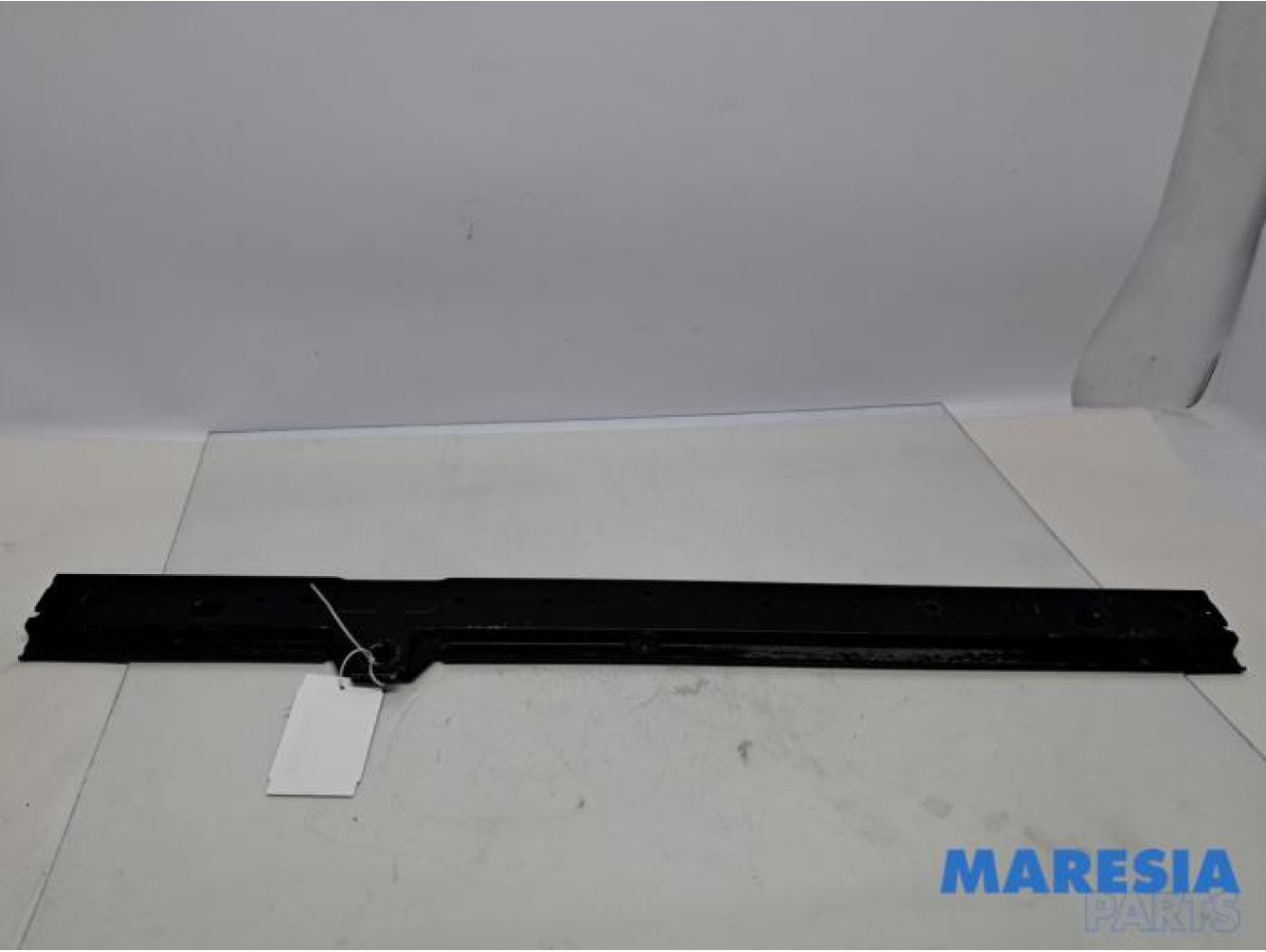 Renault - Kangoo - Barre radiateur