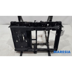 Peugeot - 207 - Vorderwand