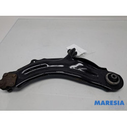 Renault - Kangoo - Bras de suspension bas avant droit