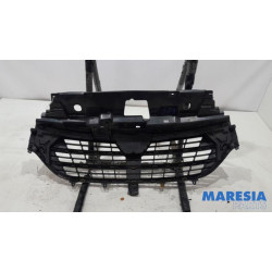 Renault - Trafic - Grill