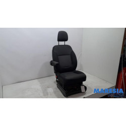 Renault - Trafic - Sitz links