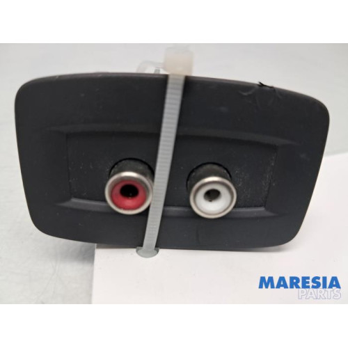 Renault - Kangoo - Connexion USB