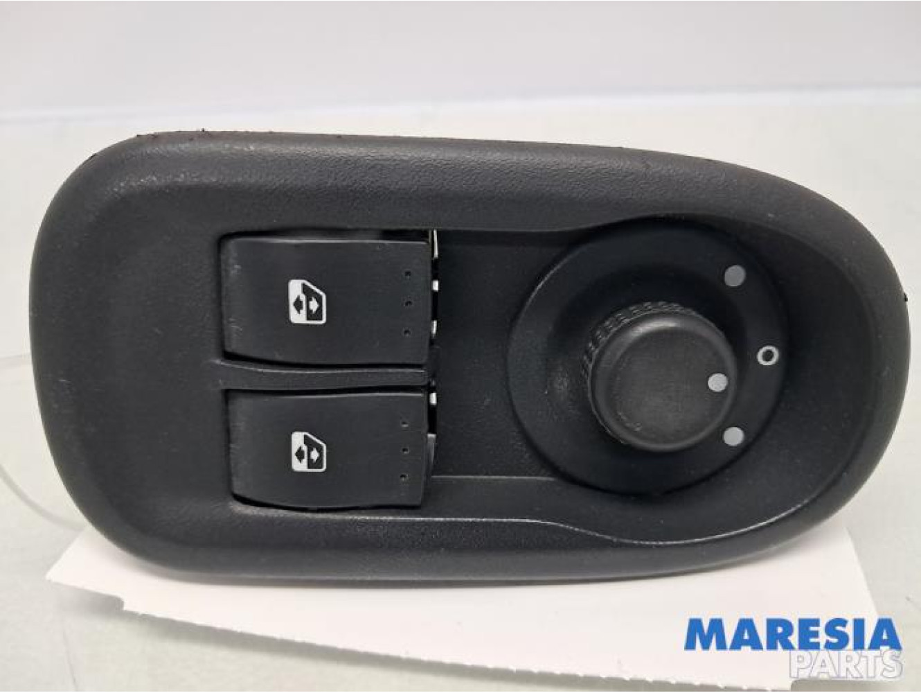 Renault - Kangoo - Commutateur combi vitres