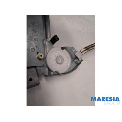 Peugeot - 207 - Fenstermechanik 2-türig links vorne