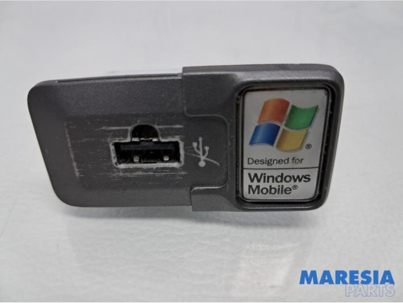 Fiat - 500 - AUX/USB aansluiting