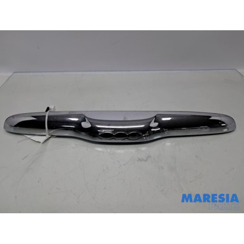 Fiat - 500 - Tailgate handle