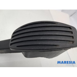 Fiat - 500 - Gaspedaal