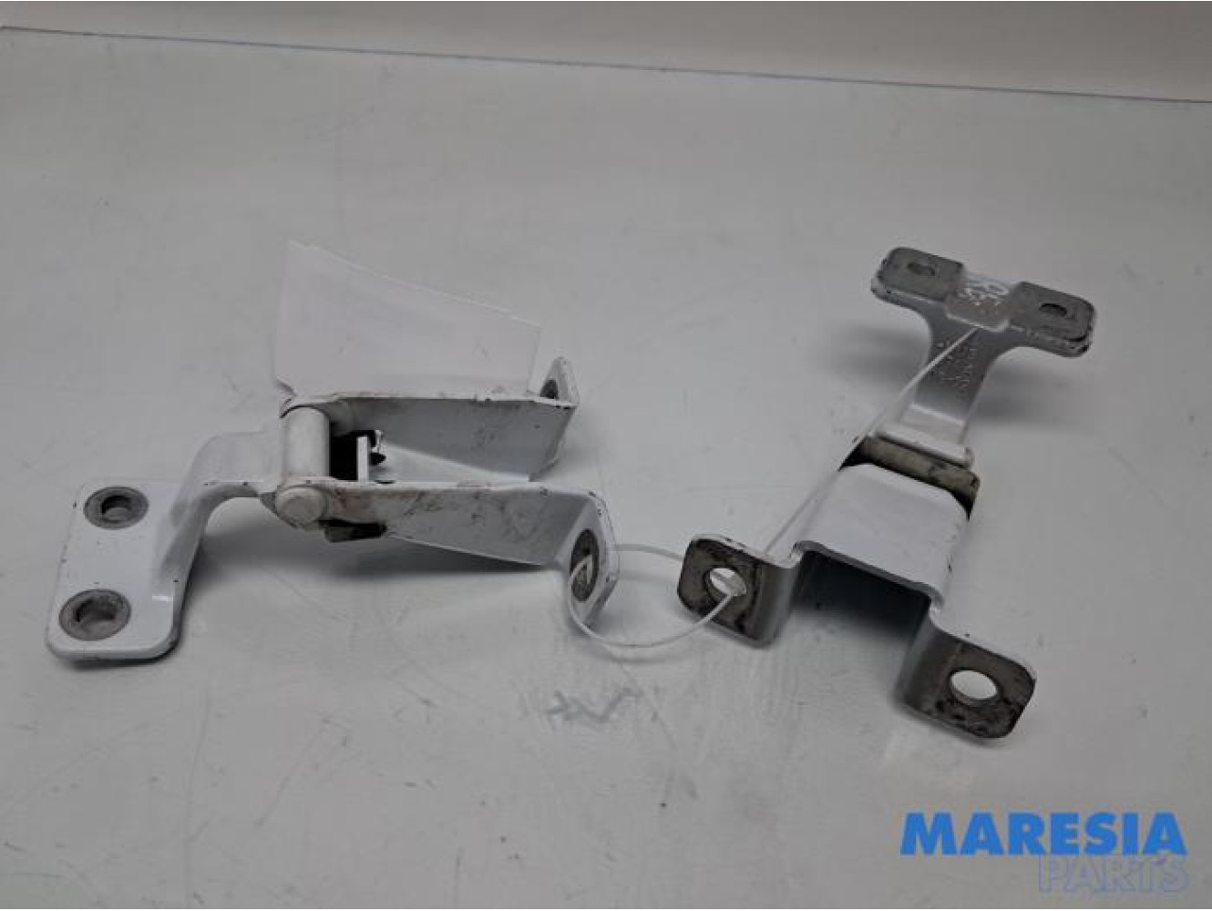 Renault - Kangoo - Charnière porte arrière droite