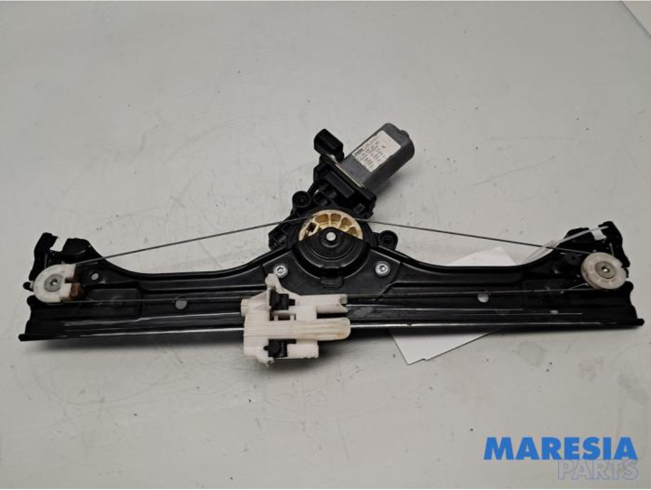 Fiat - 500 - Mécanique vitre 2portes avant gauche