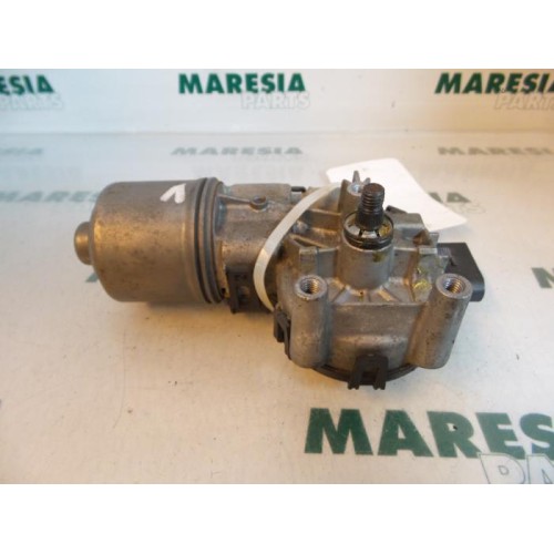 Alfa Romeo - 159 - Front wiper motor