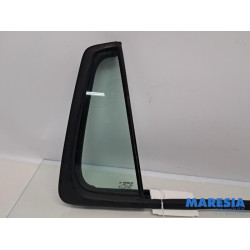 Renault - Clio - Vitre triangulaire arrière droite