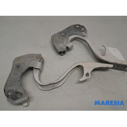 Fiat - 500 - Motorhaube Scharnier