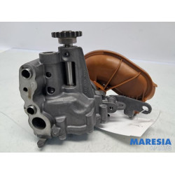 Renault - Twingo - Oil pump