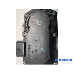 Renault - Twingo - Drosselklappengehäuse