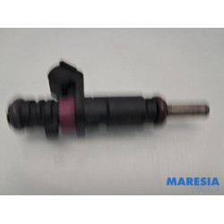 Renault - Twingo - Injektor (Benzineinspritzung)