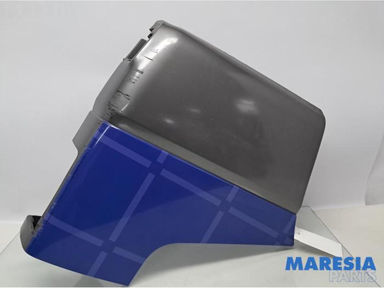 Fiat - Talento - Coin pare-chocs arrière gauche