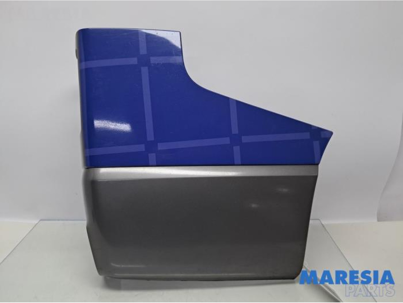 Fiat - Talento - Coin pare-chocs arrière droit