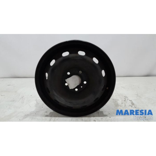 Renault - Trafic - Wheel