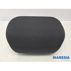 Citroen - C4 Grand Picasso - Headrest