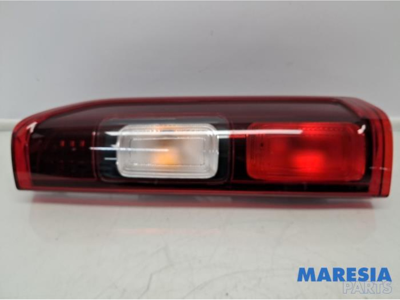 Fiat - Talento - Feu arrière droit