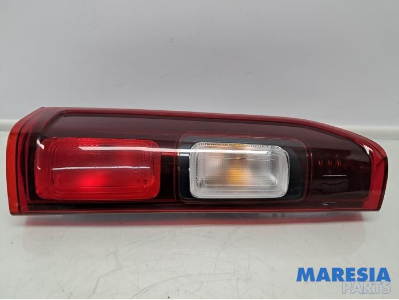 Fiat - Talento - Feu arrière gauche
