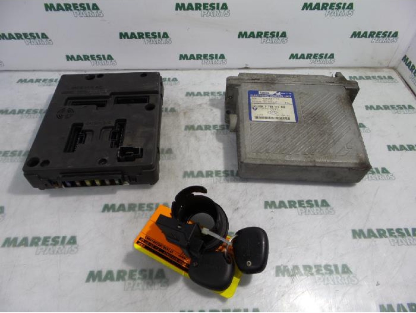 Renault - Megane - Engine management computer
