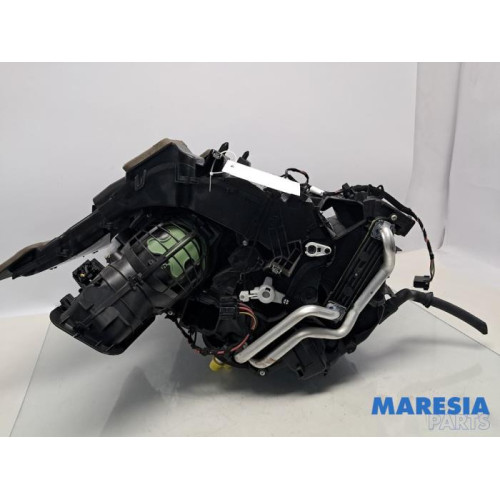 Renault - Trafic - Heizgehäuse