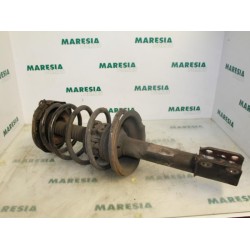 Renault - Megane - Front shock absorber rod, right