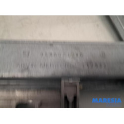 Peugeot - 207 - Ruitmechaniek 2Deurs rechts-voor