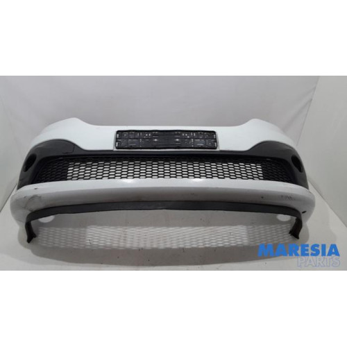 Renault - Trafic - Front bumper