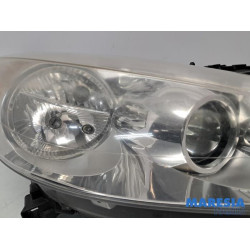 Peugeot - 207 - Koplamp rechts