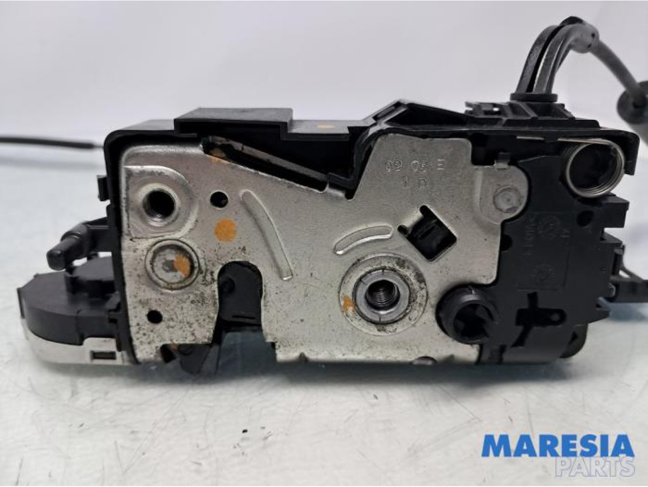 Peugeot - 207 - Serrure portière mécanique 2portes droite