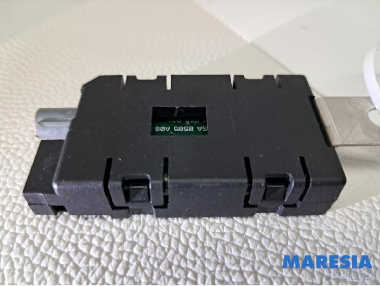 Peugeot - 207 - Antenne amplificateur