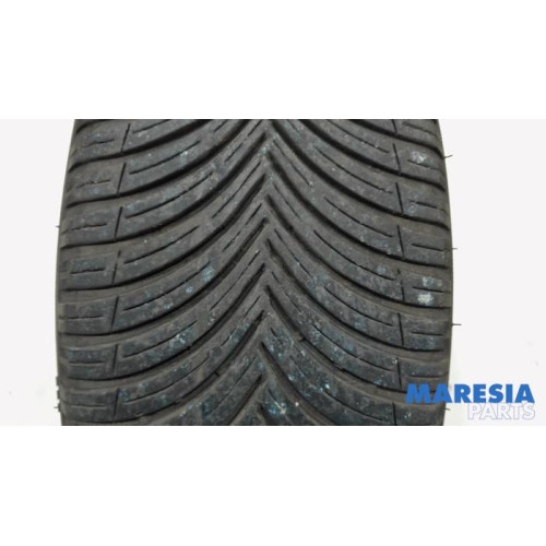 Peugeot - 207 - Reifen