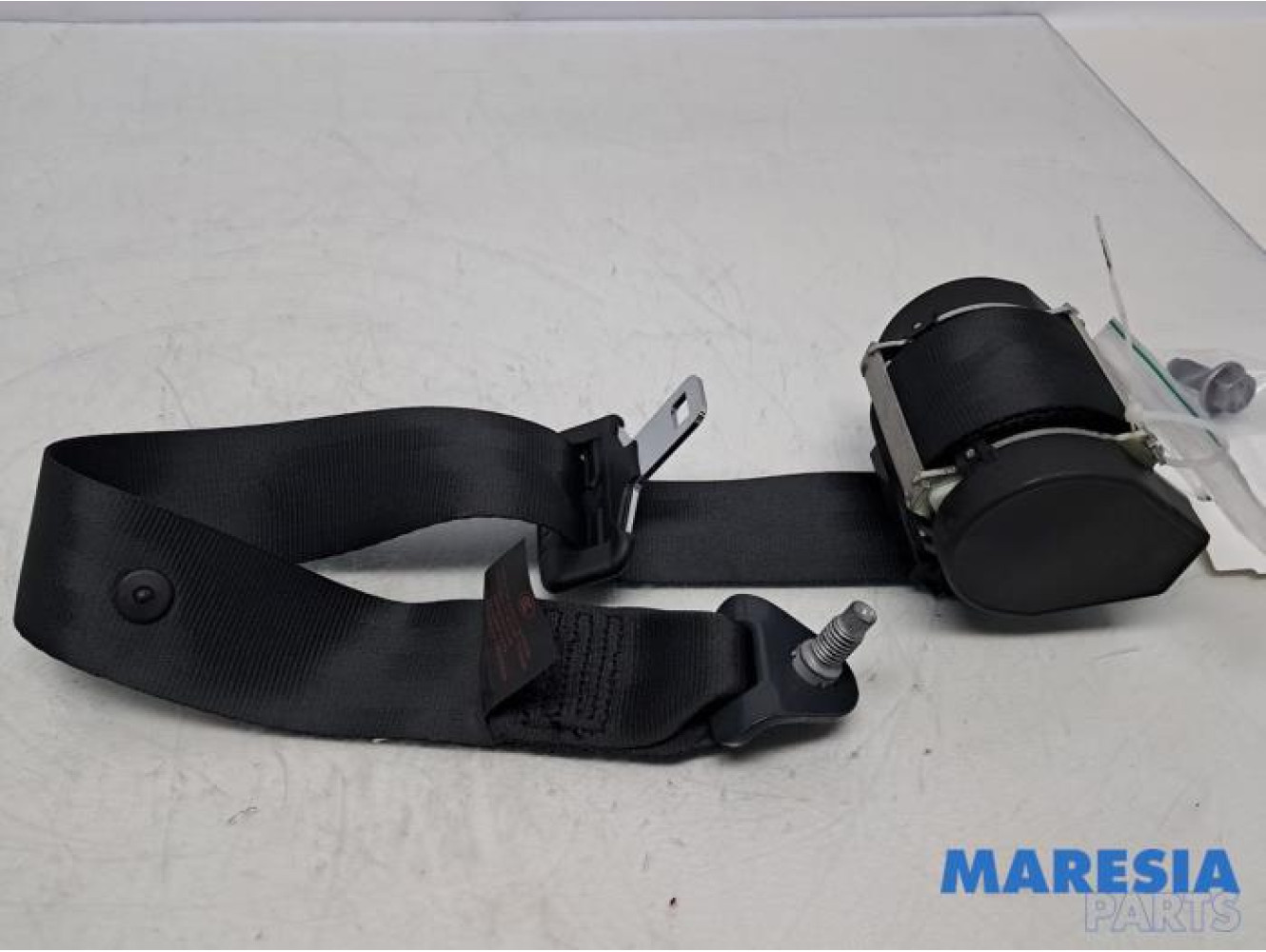 Peugeot - 207 - Rear seatbelt, left