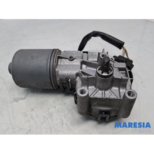 Peugeot - 207 - Scheibenwischermotor vorne