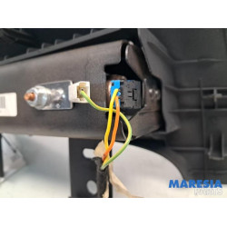 Peugeot - 207 - Airbag knie links