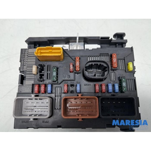 Peugeot - 207 - Fuse box