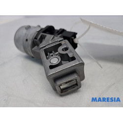 Peugeot - 207 - Kontaktslot+Sleutel