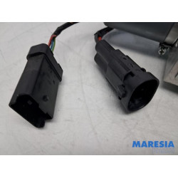 Peugeot - 207 - Moteur toit escamotable