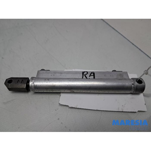 Peugeot - 207 - Cabriodak cilinder