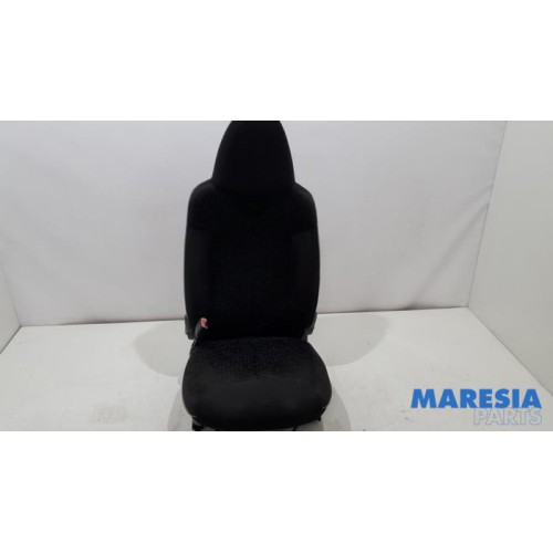 Peugeot - 107 - Siège gauche