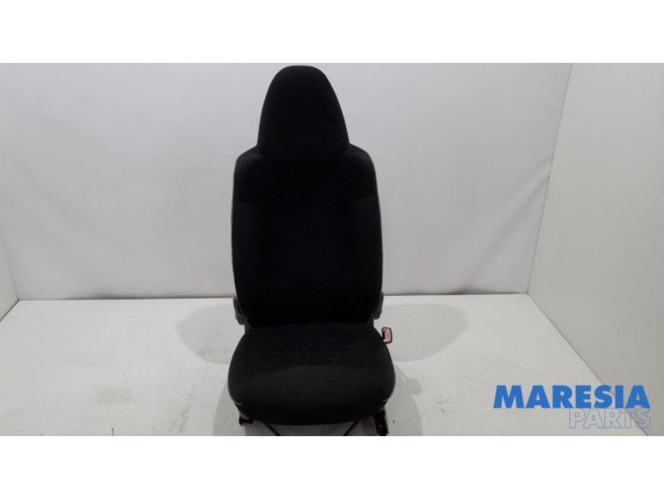 Peugeot - 107 - Seat, right