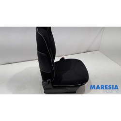 Peugeot - 107 - Seat, right