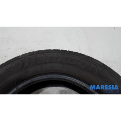 Renault - Trafic - Pneu