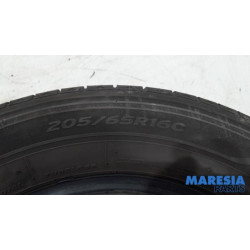 Renault - Trafic - Pneu