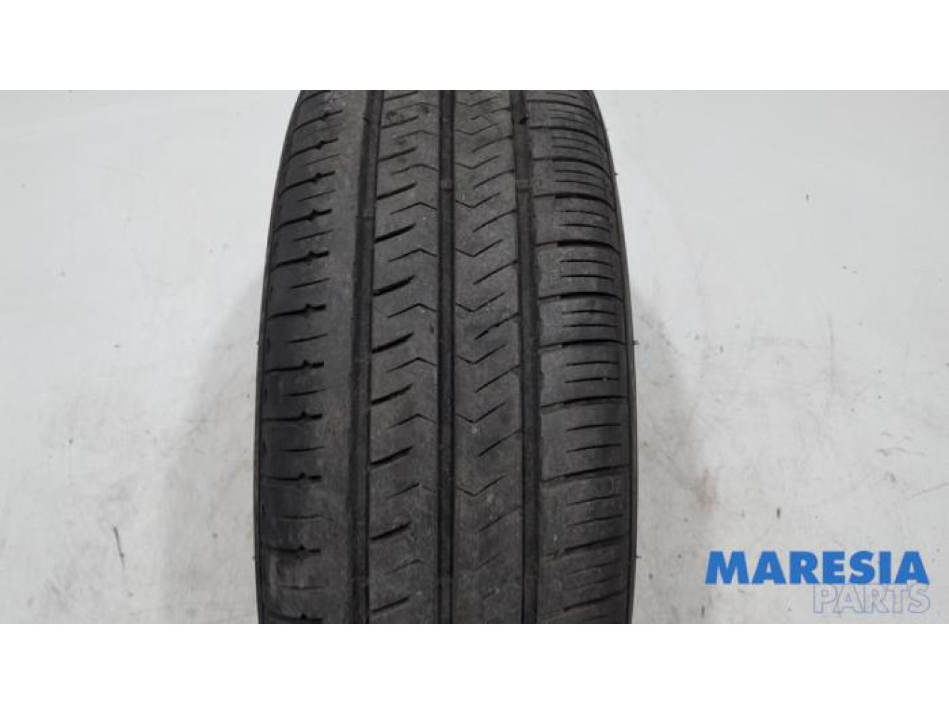 Renault - Trafic - Pneu