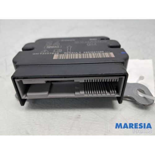 Renault - Trafic - Airbag Module