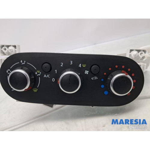 Renault - Trafic - Kachel Bedieningspaneel